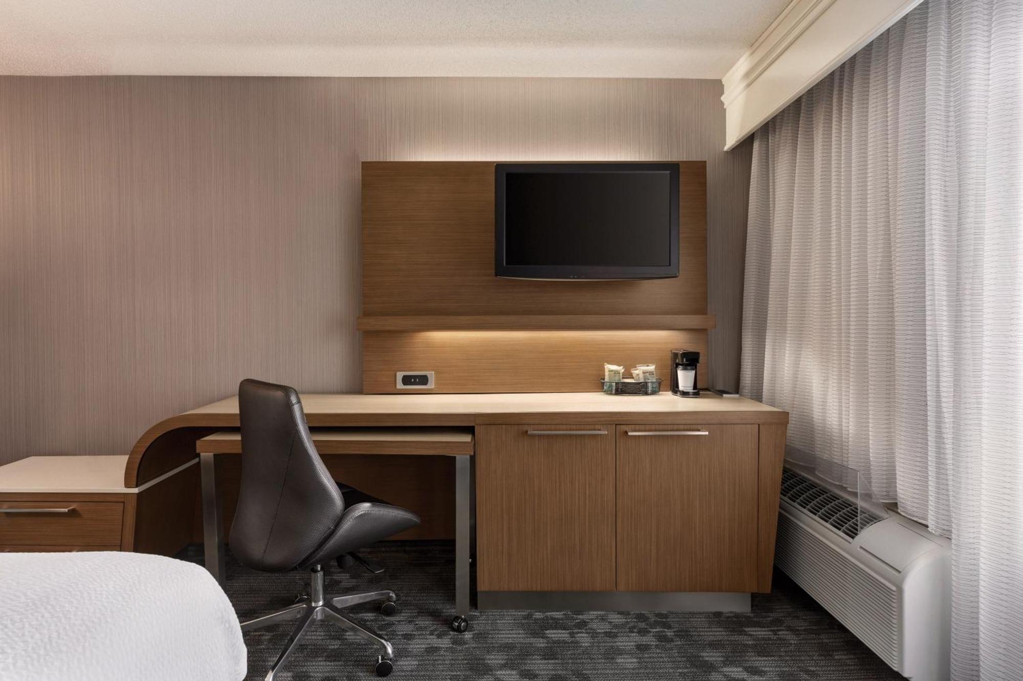Courtyard By Marriott Τοπέκα Εξωτερικό φωτογραφία